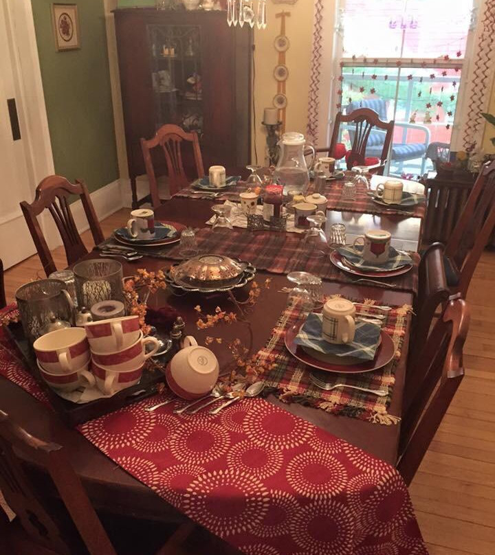 The Gathering House主图