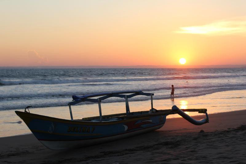 Karang Nini Beach-庞岸达兰必去景点