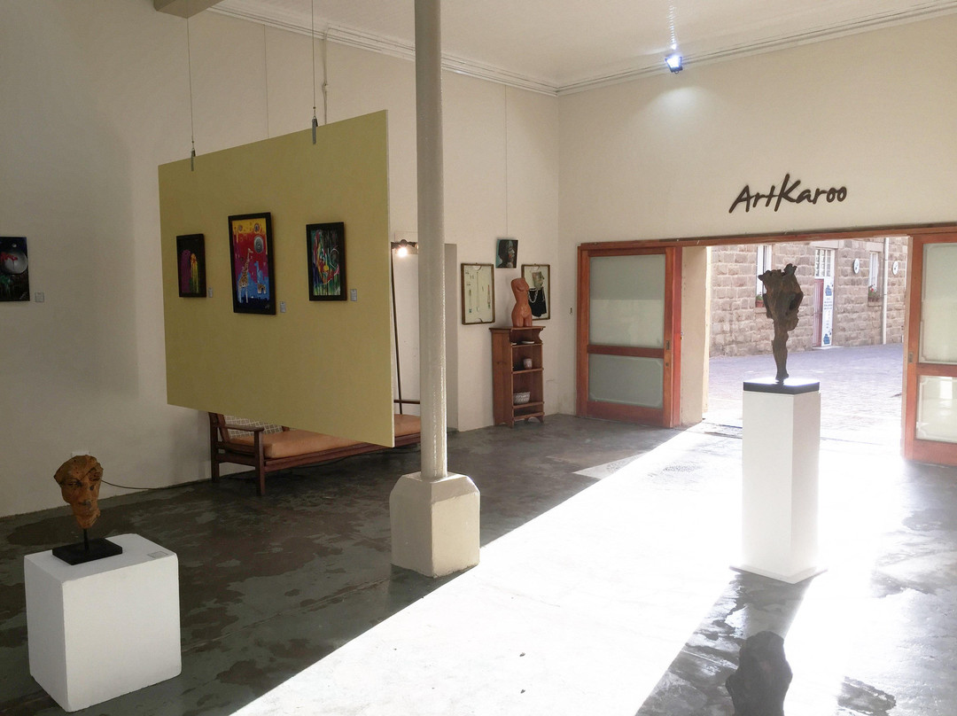 ArtKaroo Art Gallery-奥兹洪必去景点