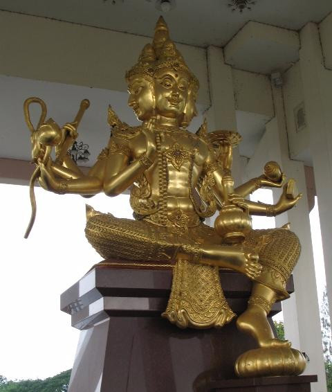 Erawan Thewalai Shrine-蓬武里必去景点
