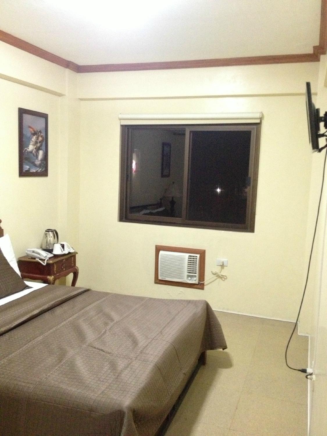 Spring Plaza Hotel-客卧