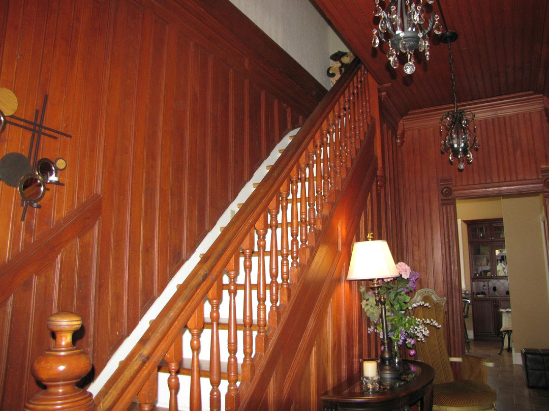 Robertson House主图