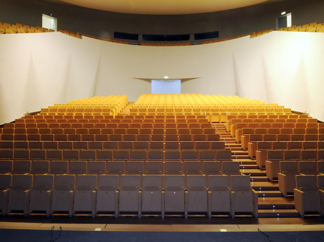Auditorium Theatre Revellin-Ceuta必去景点