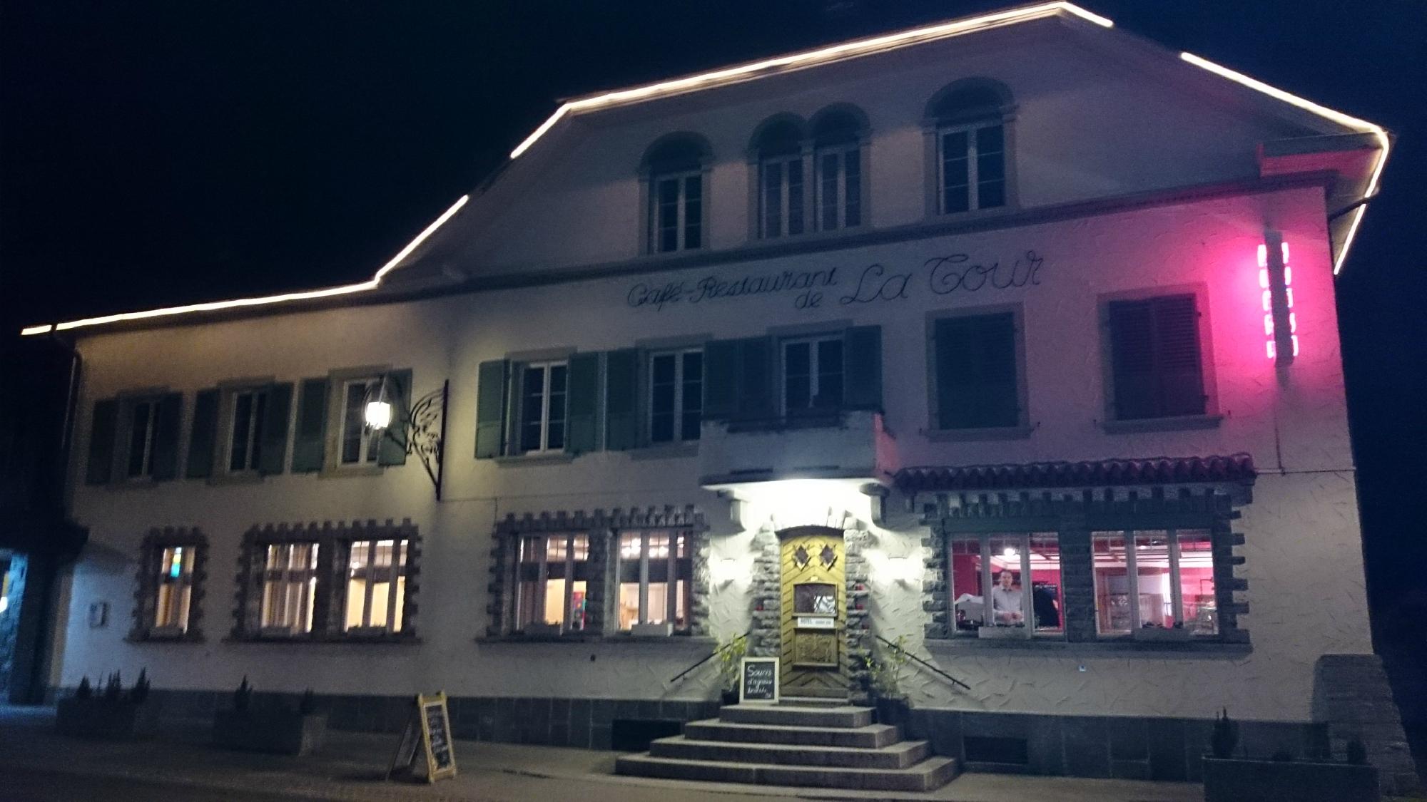 Hotel Restaurant de la Tour-浴室