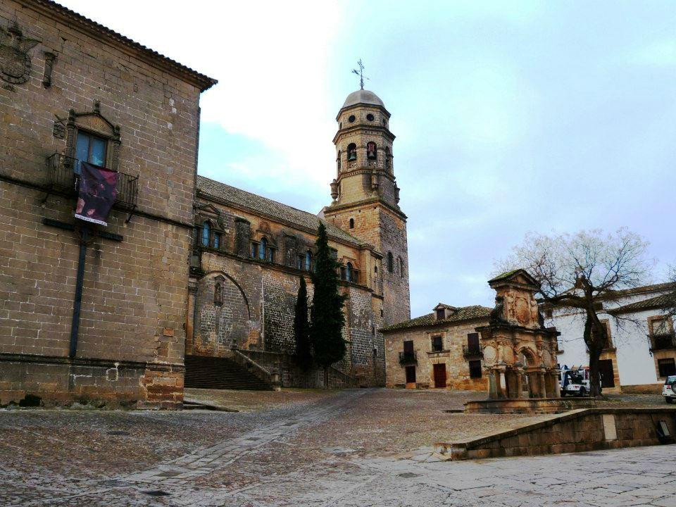 Cathedral de Baeza景点图片