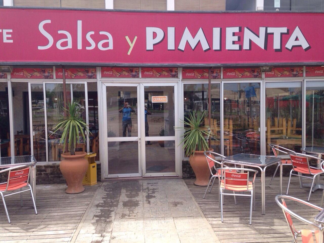 Salsa & Pimienta