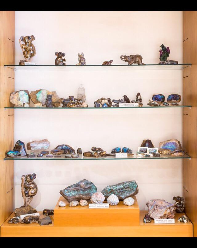 Opal Specialist Rockhounds-悉尼必去景点