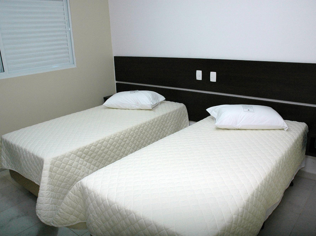 Cristal Palace Inn主图