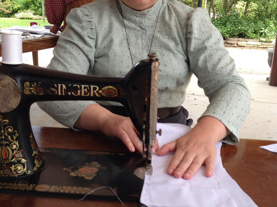 Centennial Village Museum-格里利必去景点