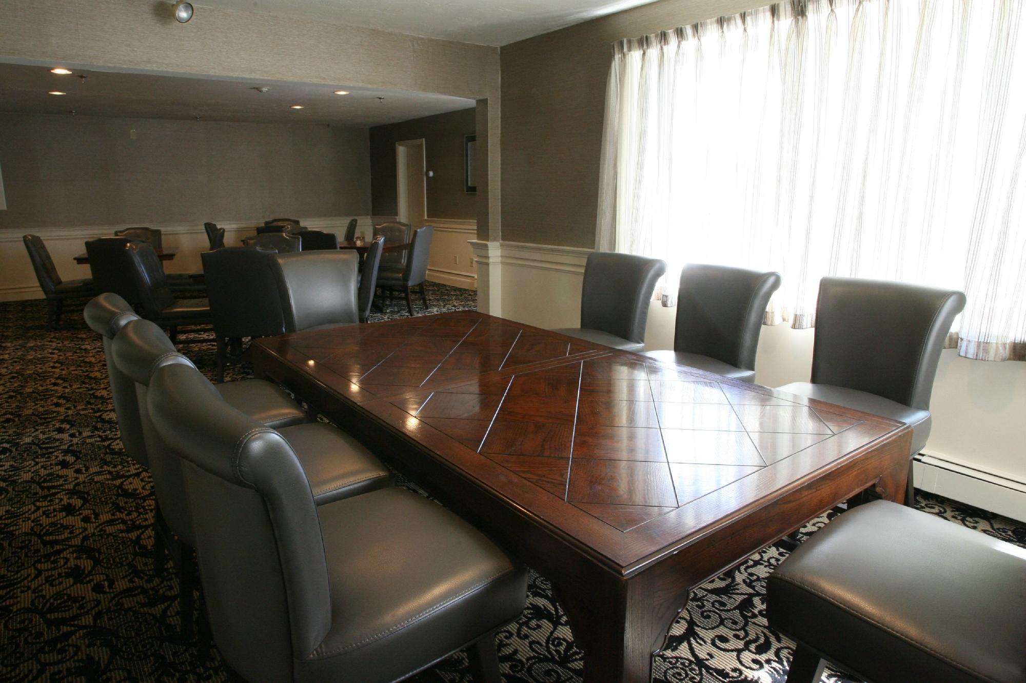 Chocksett Inn-官方