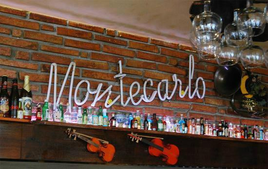 Cafe Montecarlo