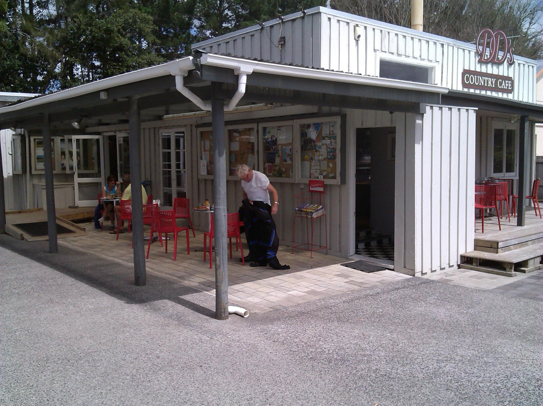 帕拉凯餐馆和美食-DD's Country Cafe