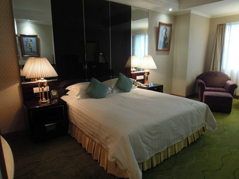 深圳彭年万丽酒店主图