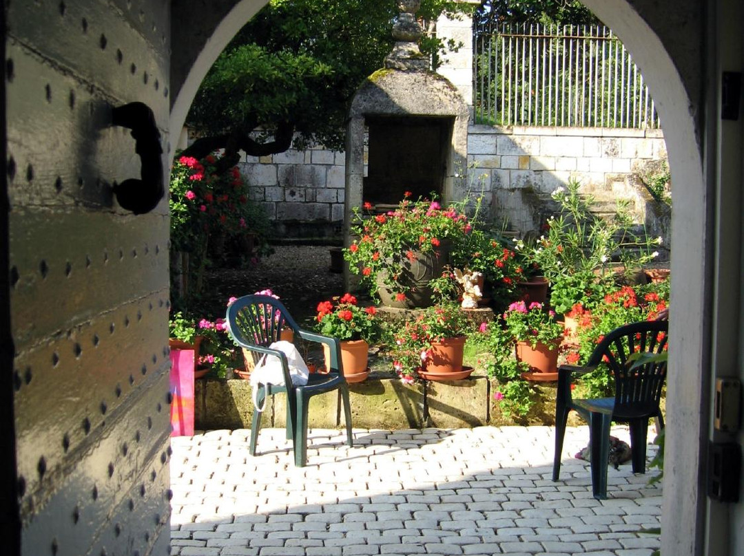 Chateau L'Age Baston主图