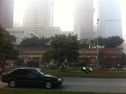 仁和春天百货(人民东路)-成都必去景点