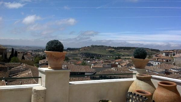 Terrazas a la plaza主图