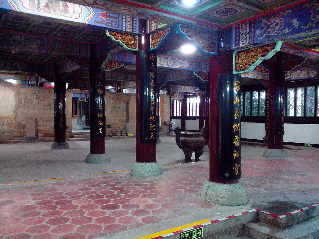 显应宫泥塑像-长乐市必去景点