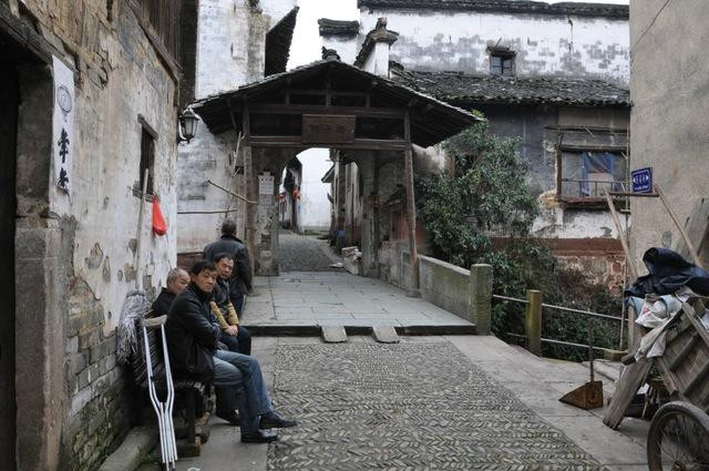 渔梁坝和渔梁古镇-黄山市必去景点