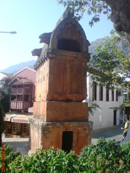 Lions Tomb-卡斯必去景点