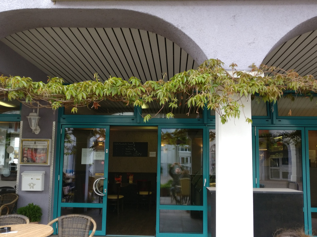 Bobenheim-Roxheim餐馆和美食-Eiscafe Moreno