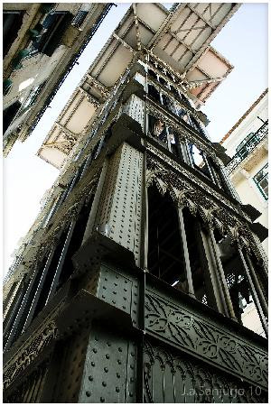 圣胡斯塔升降机-里斯本必去景点