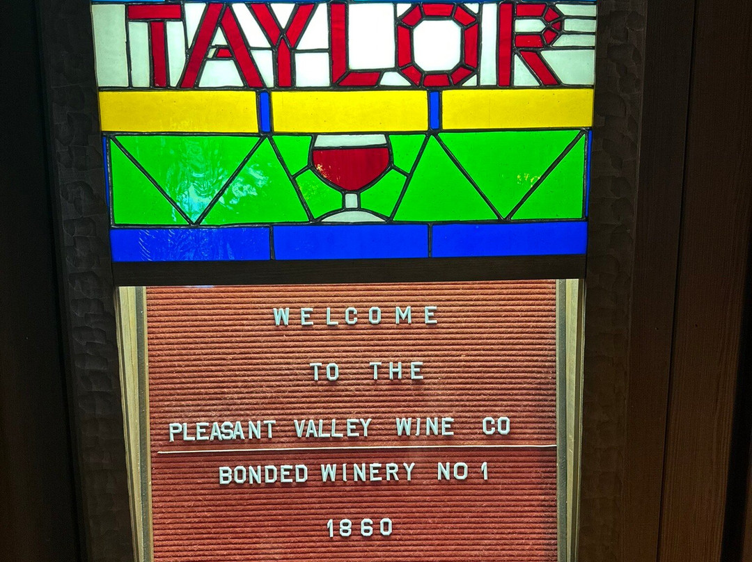 Pleasant Valley Wine Company景点图片