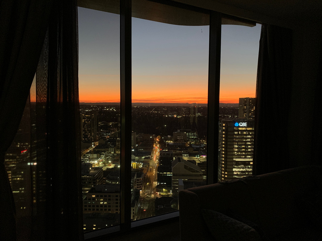 Meriton Suites George Street, Parramatta主图