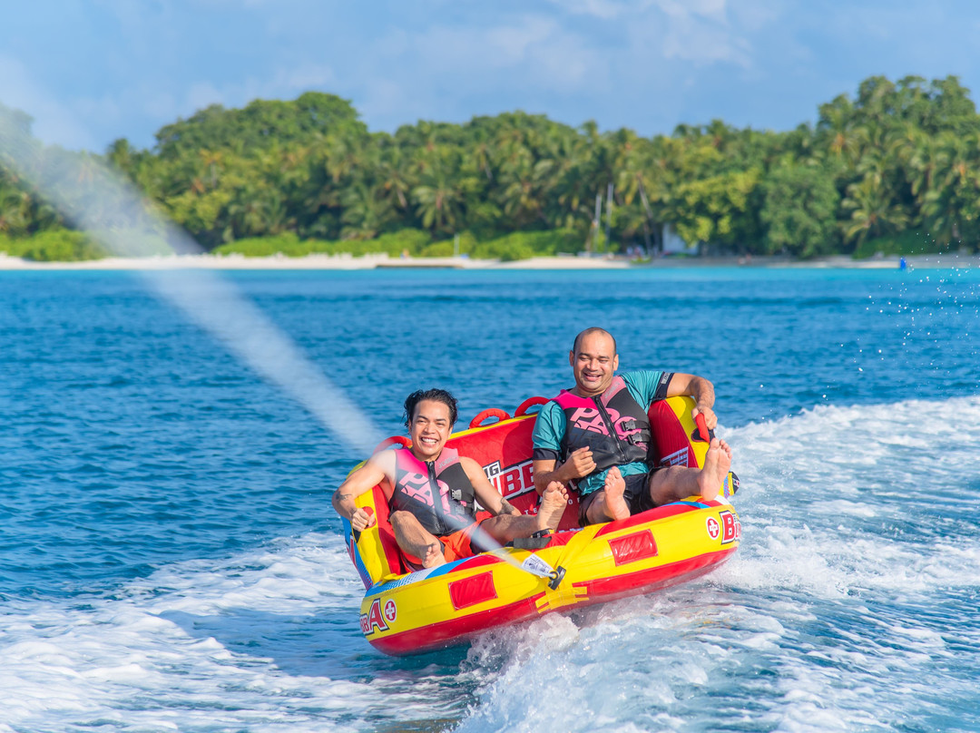 库拉玛蒂岛度假酒店主图