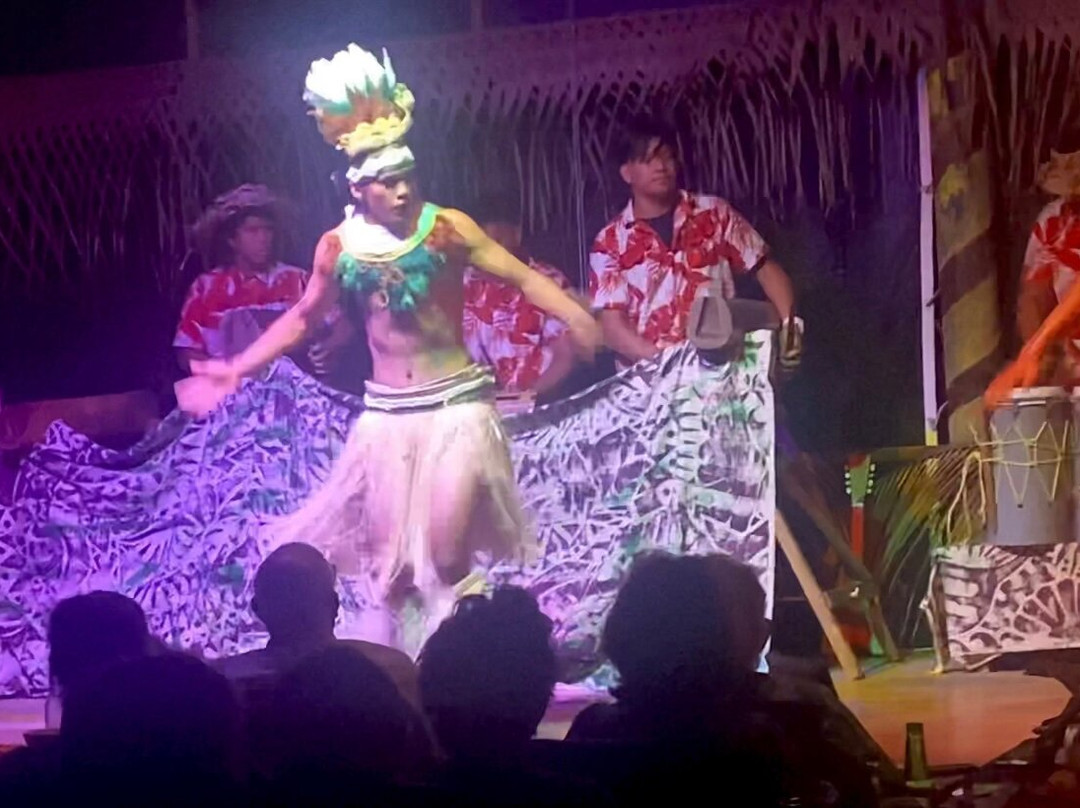 Highland Paradise Drums of our Forefathers Sunset Culture Show-拉罗汤加必去景点