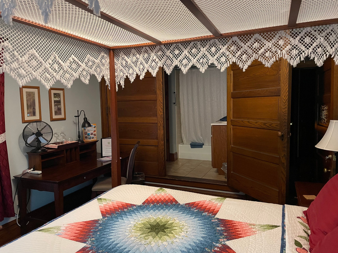 Walnut Lawn B&B主图