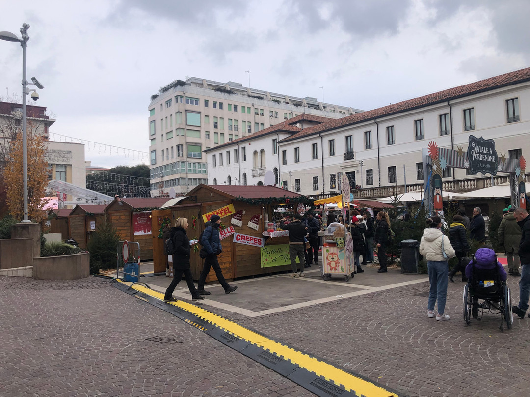 Piazzale XX Settembre-波代诺内必去景点
