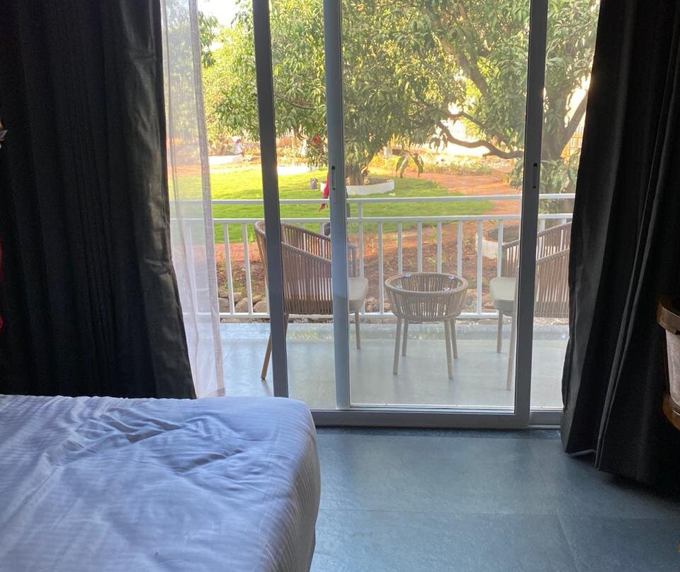 Mango Leaf Lake Resort