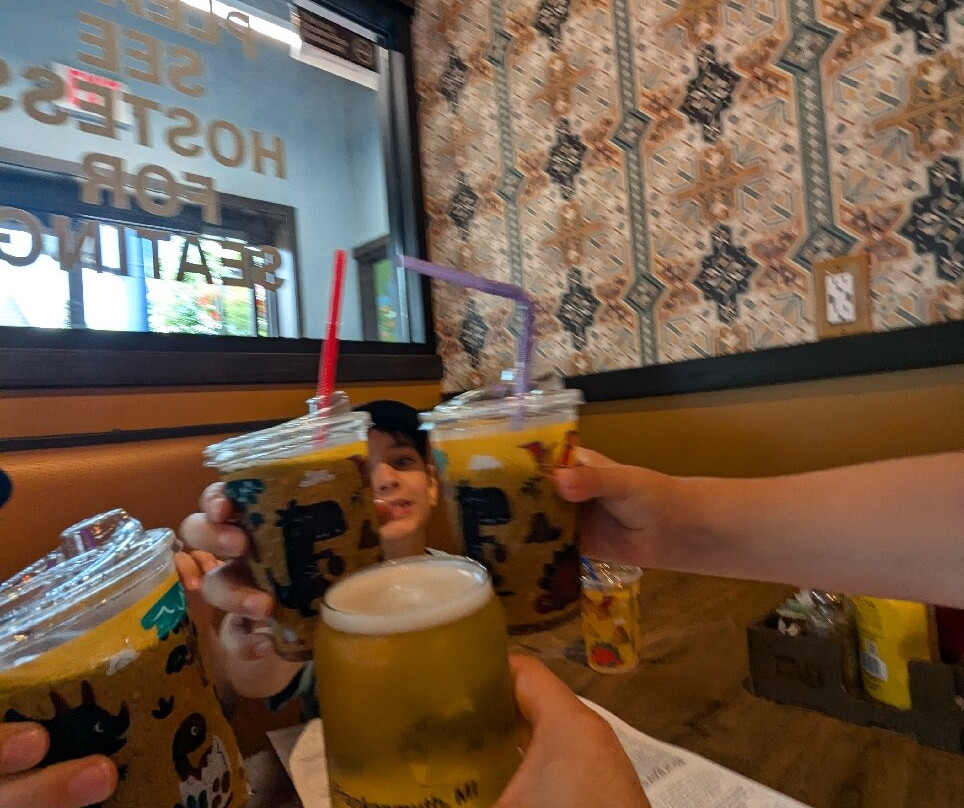 T.Dub's Pizzeria & Pub