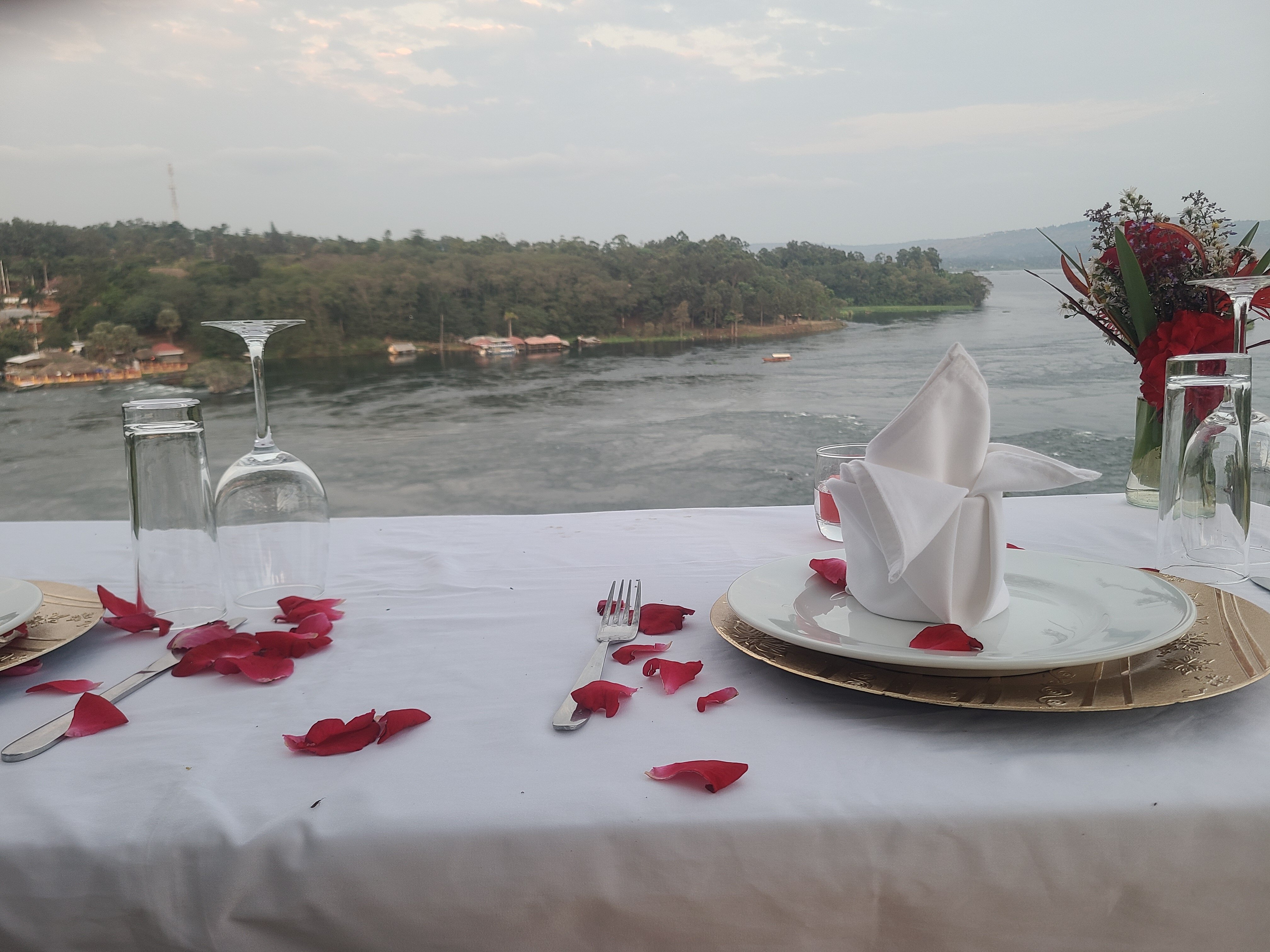 Living Waters Resort-官方