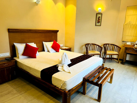 康提里沃瑞奇公寓主图