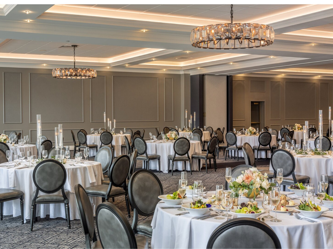 昆斯伯里酒店主图