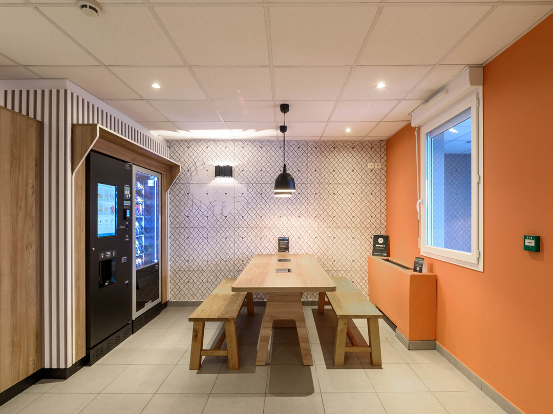 B&B HOTEL Compiègne Thourotte主图