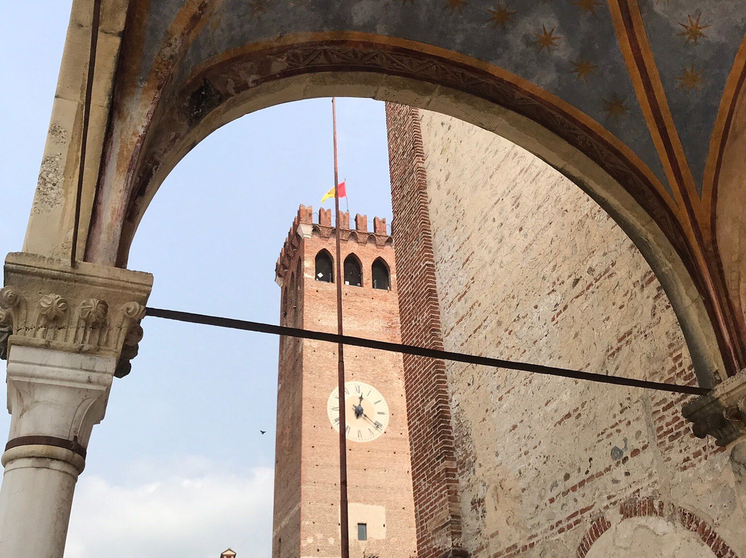 Torre Civica景点图片