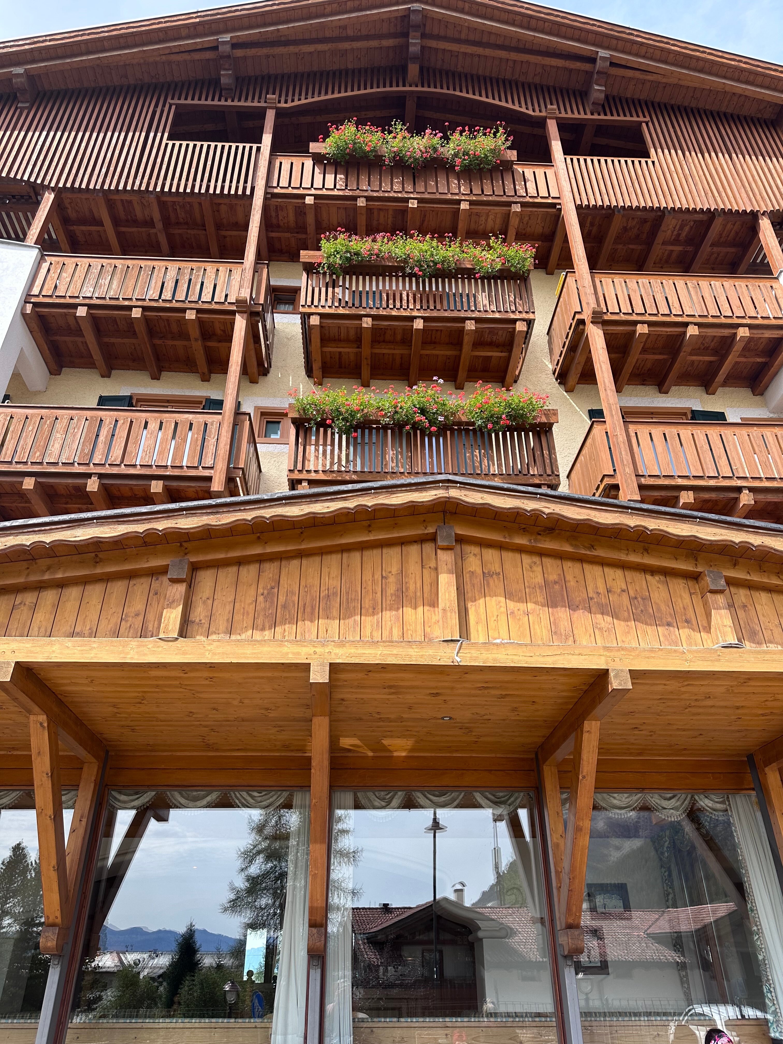 Hotel Jolanda-官方