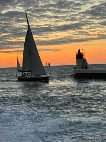Phare de Capbreton-卡布勒通必去景点