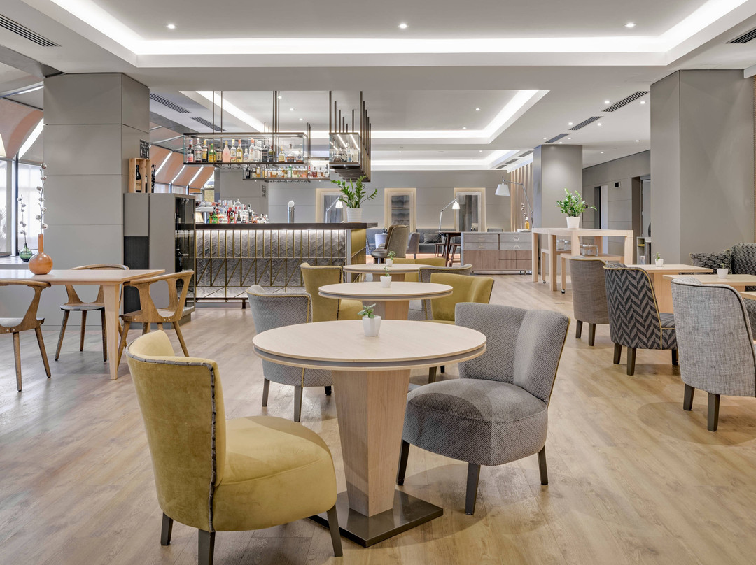 杰诺瓦万豪AC酒店