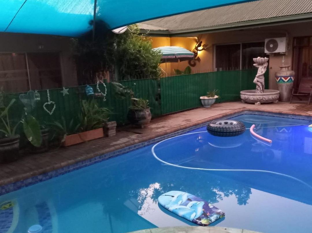 Schweizer Guesthouse主图