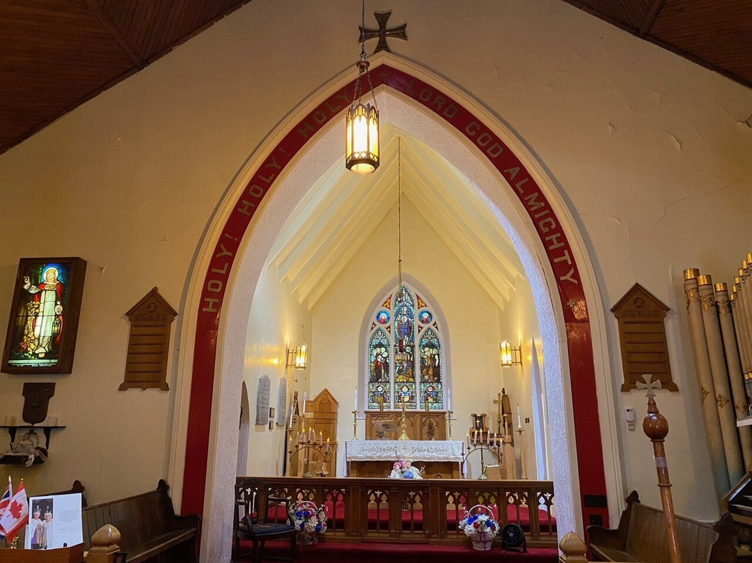 St. George's Anglican Church & Graveyard景点图片