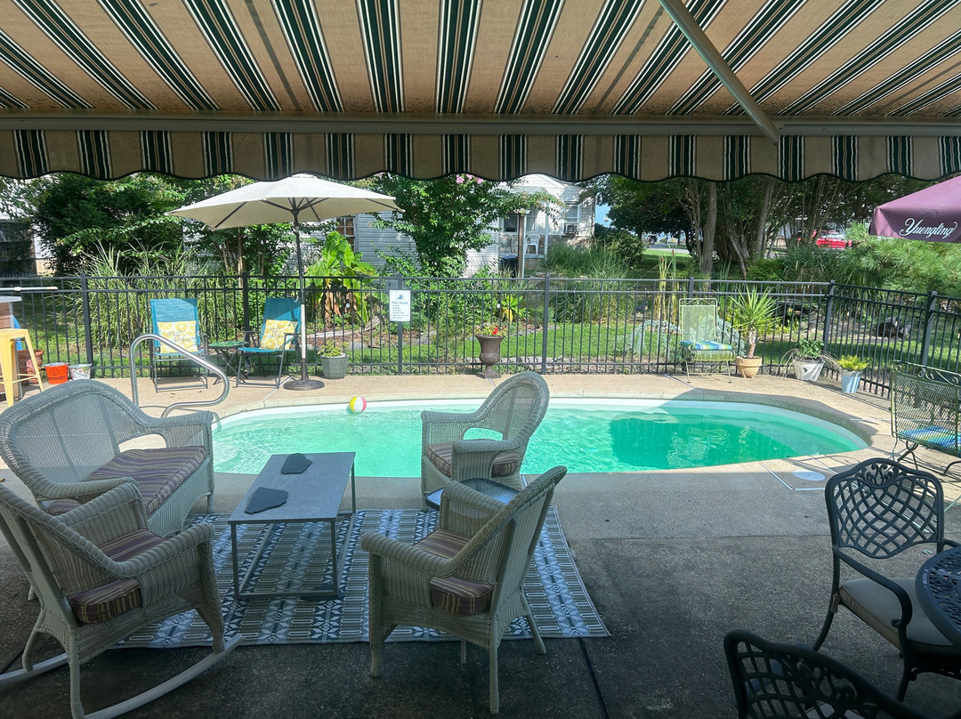 Colonial Beach Plaza Bed & Breakfast主图