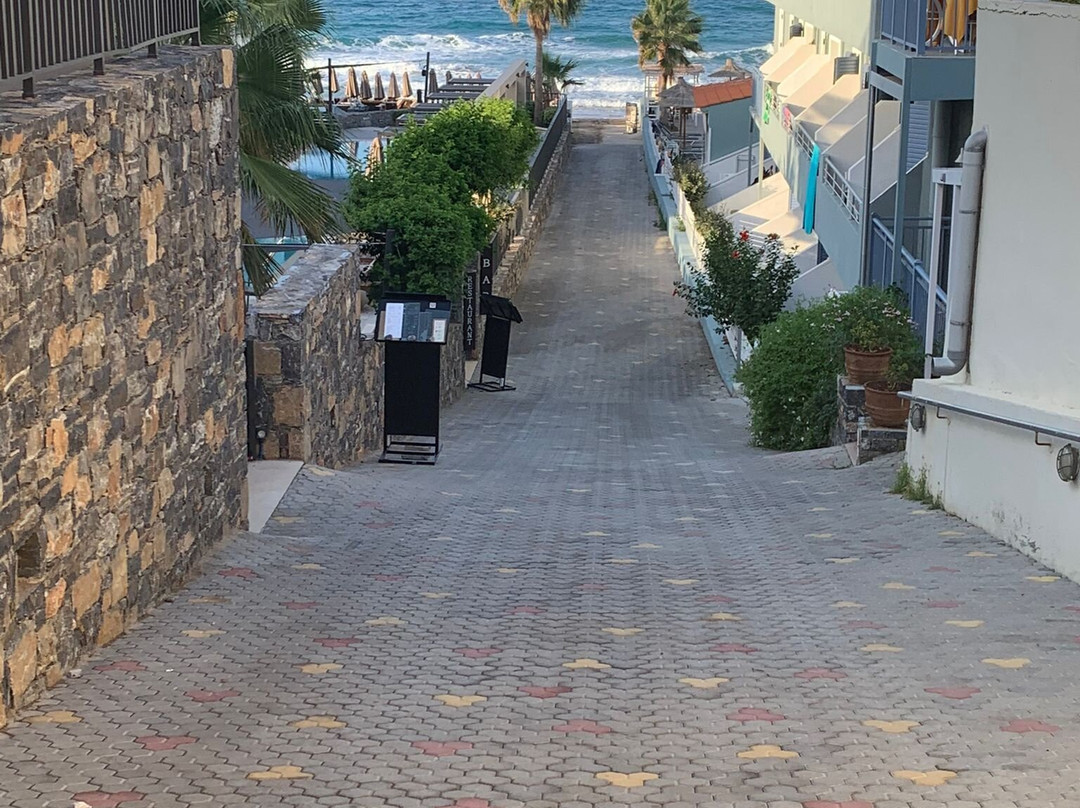 Smaragdine Beach Hotel主图