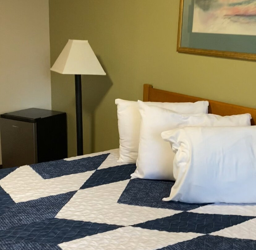 索尔兹伯里实惠套房酒店主图