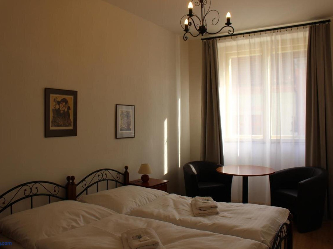Louny酒店住宿-Hotel Cerny Kun