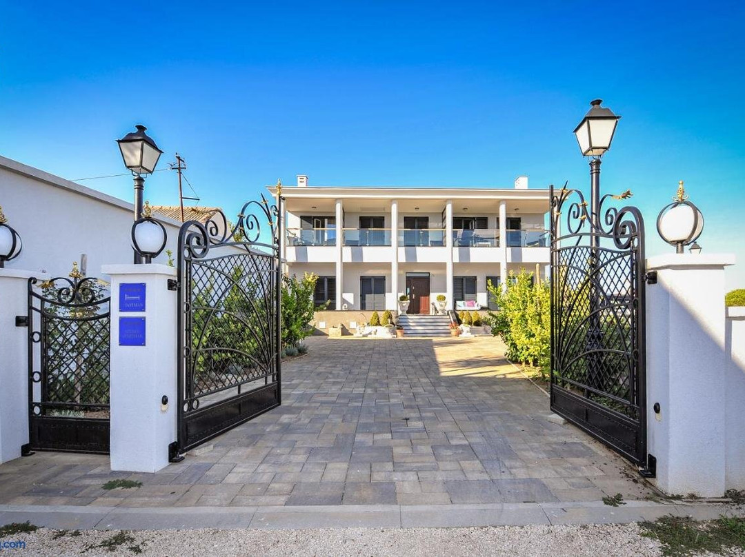 Apartments Victoria Privlaka