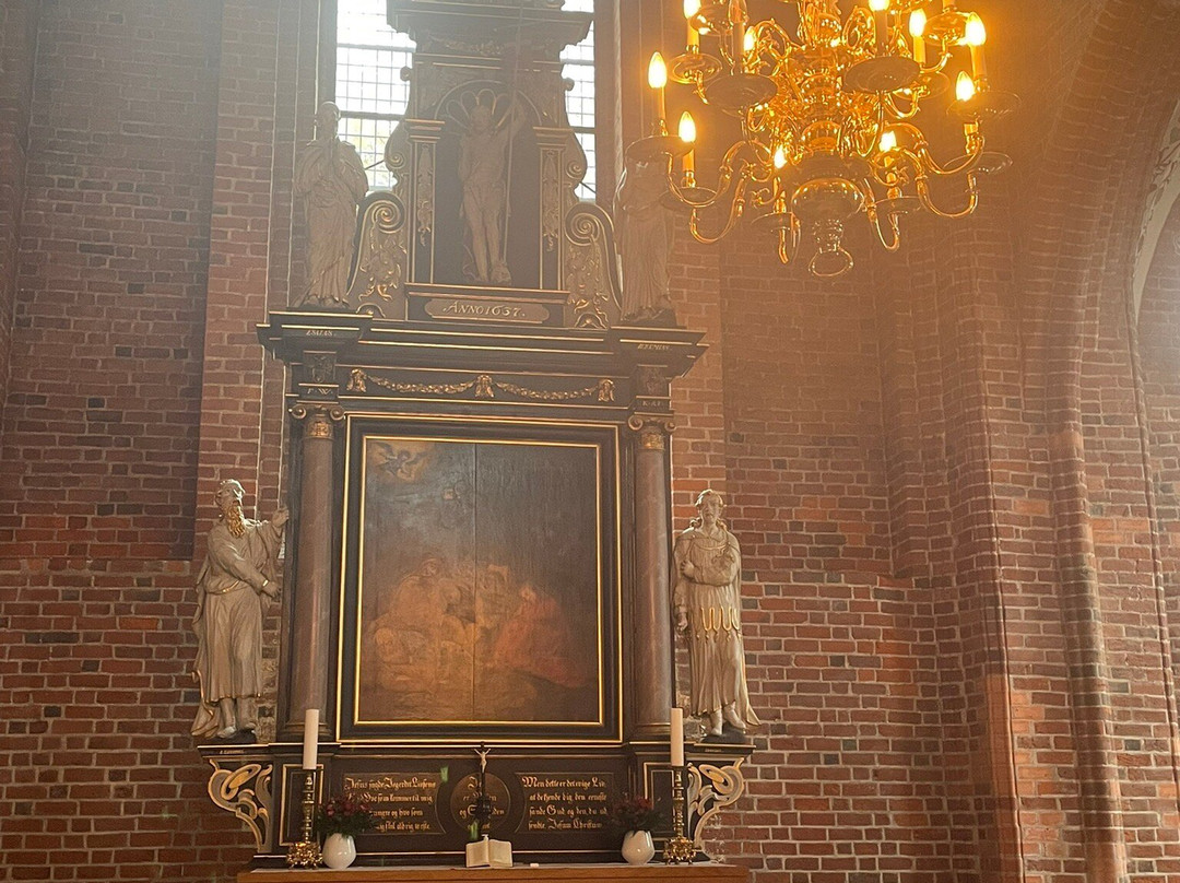 Church of St. Mary景点图片