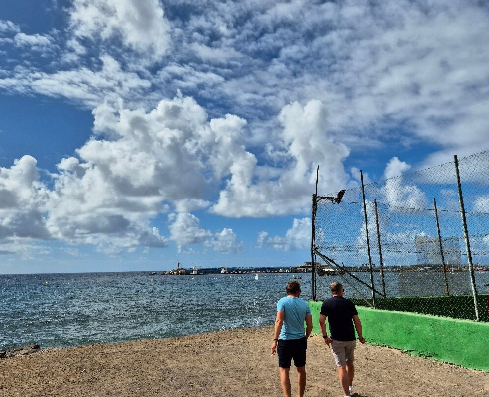 Playa De Los Tarajales-洛斯克里斯蒂亚诺斯必去景点